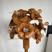 Lampadaire en orme motifs « fleurs », années 70
