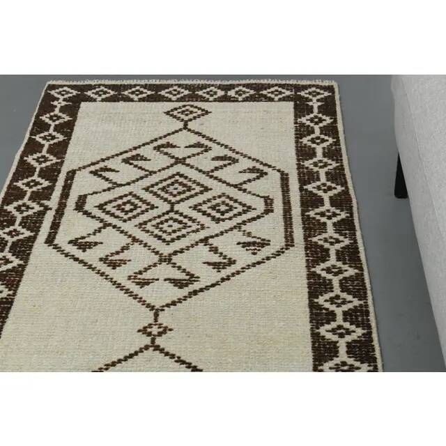 1970s Vintage Turkish Handmade Wool & Cotton Beige Runner Rug 89x320
