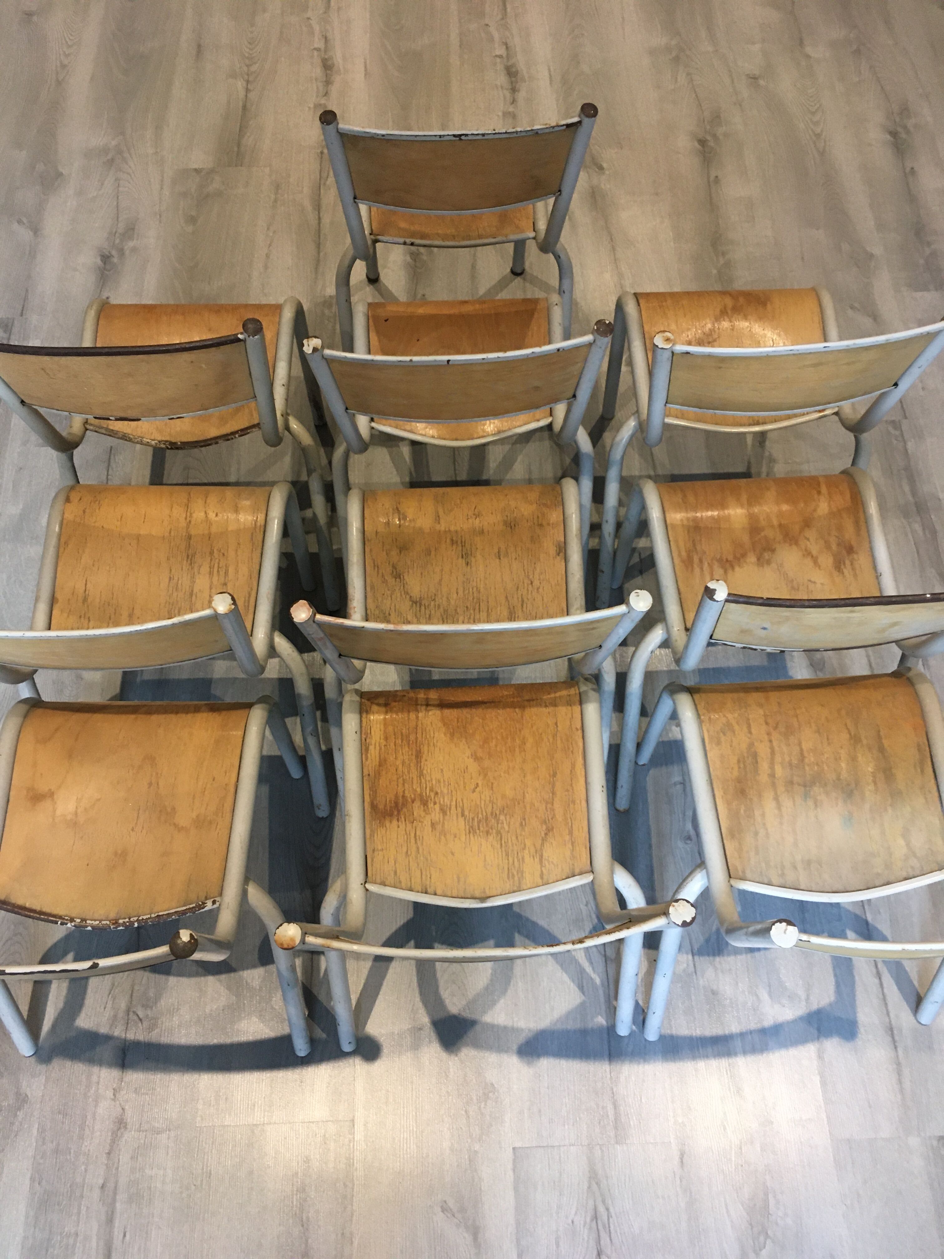 Batch of 10 nursery chairs
