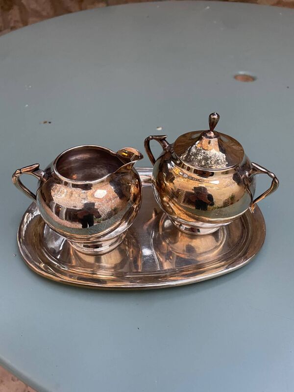 Ensemble sucrier et pot à lait en argent