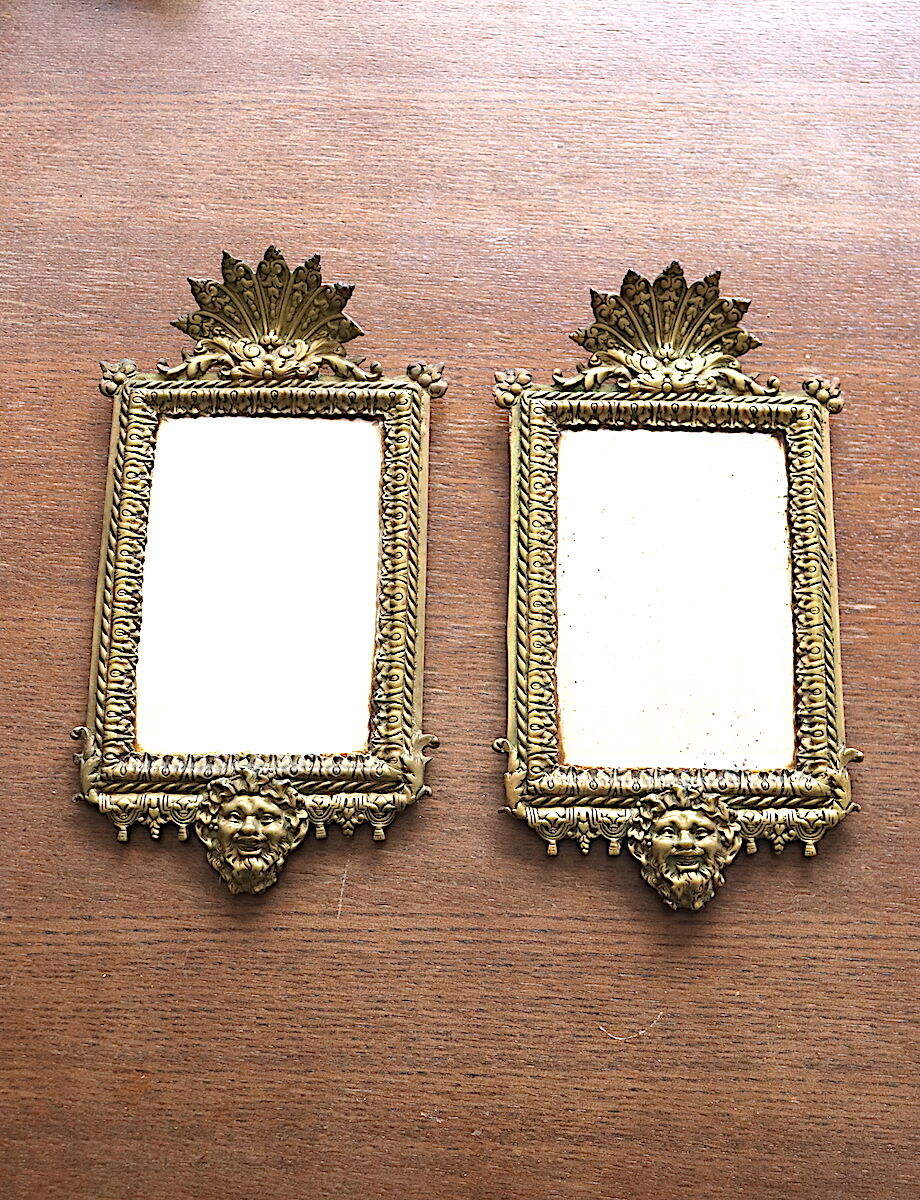 Paire de miroirs biseautés en bronze louis XIV