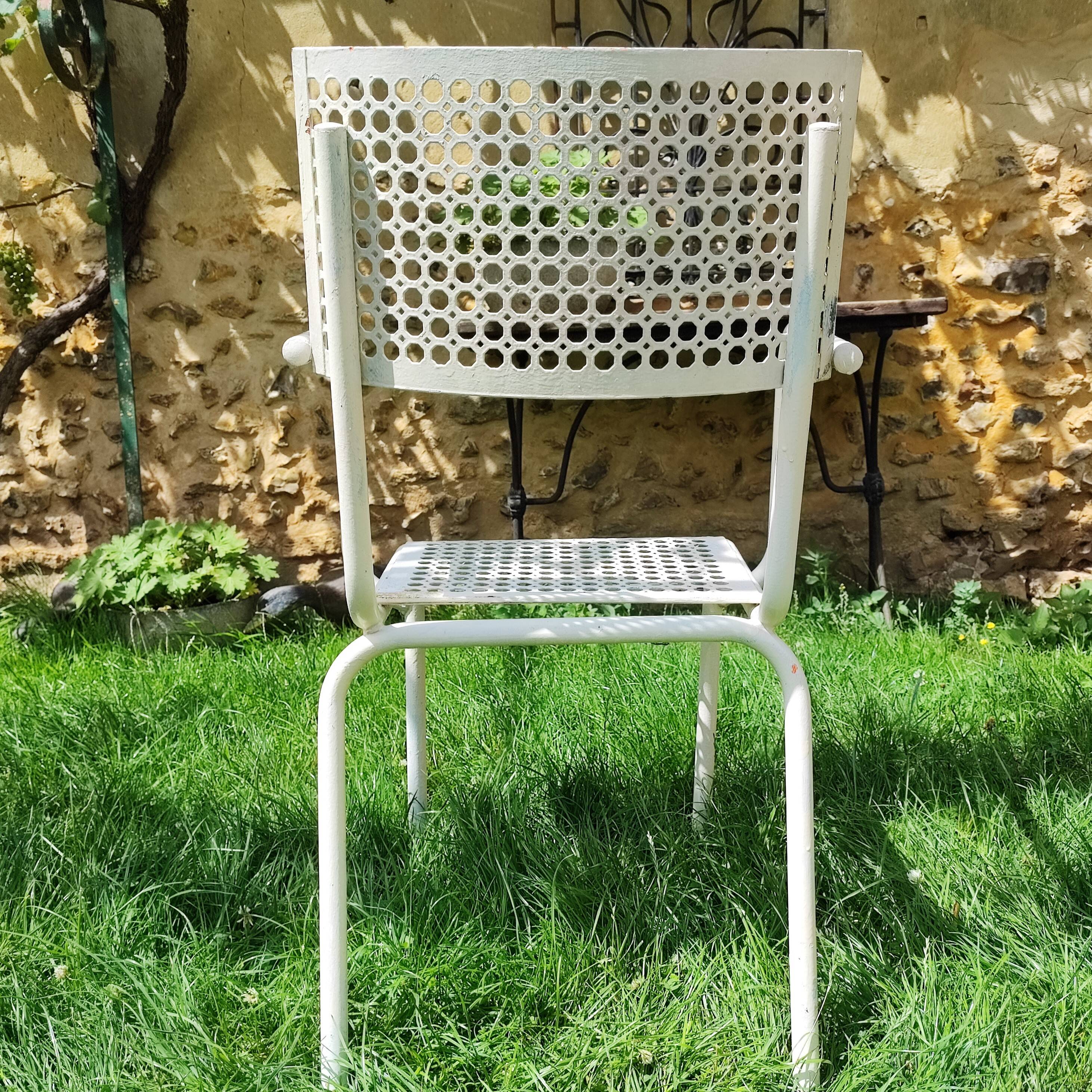 Armchairs and garden chairs 50/60s