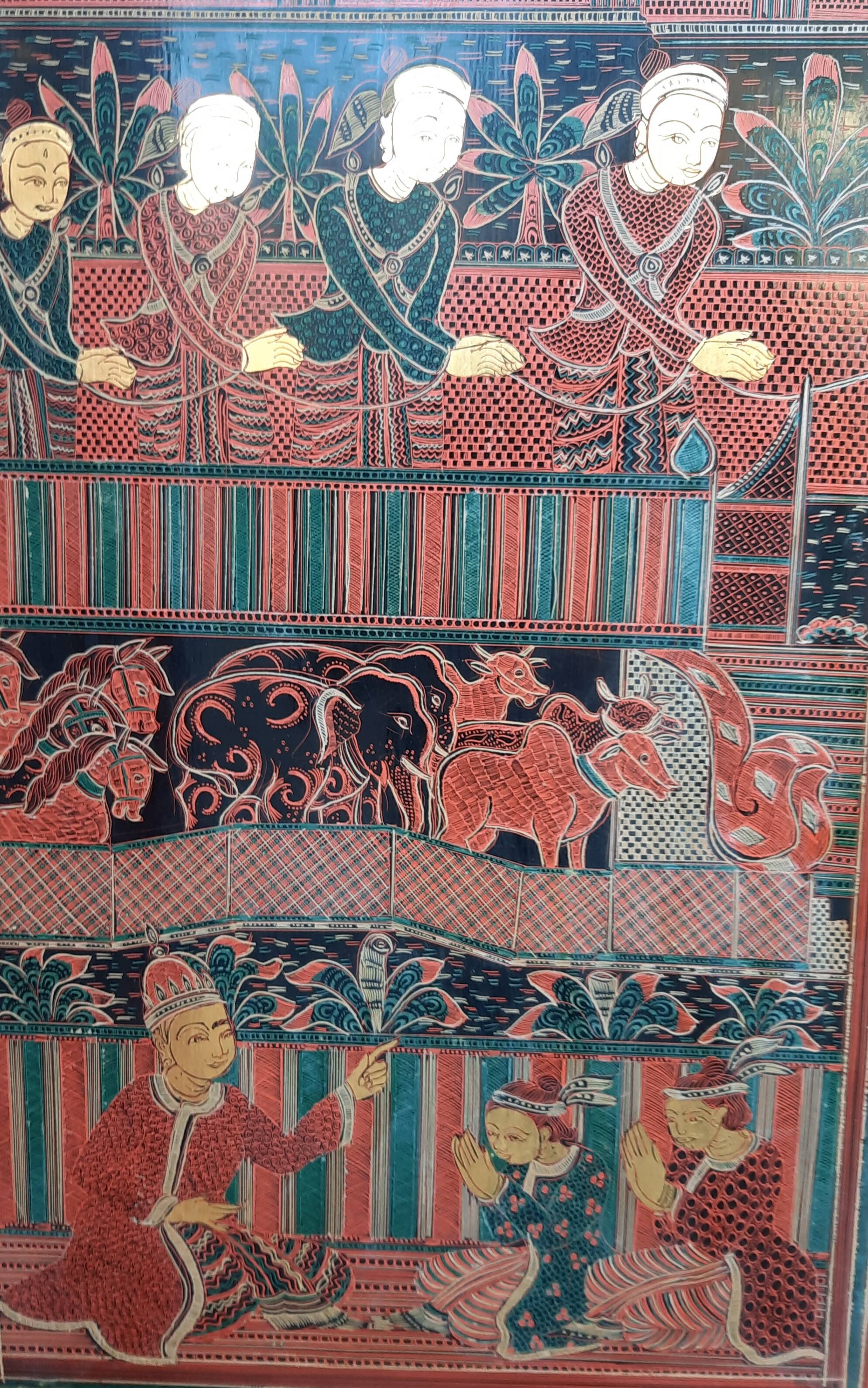 Large extreme orirntal screen