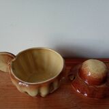 Brioche-shaped slipware pot/sugar bowl