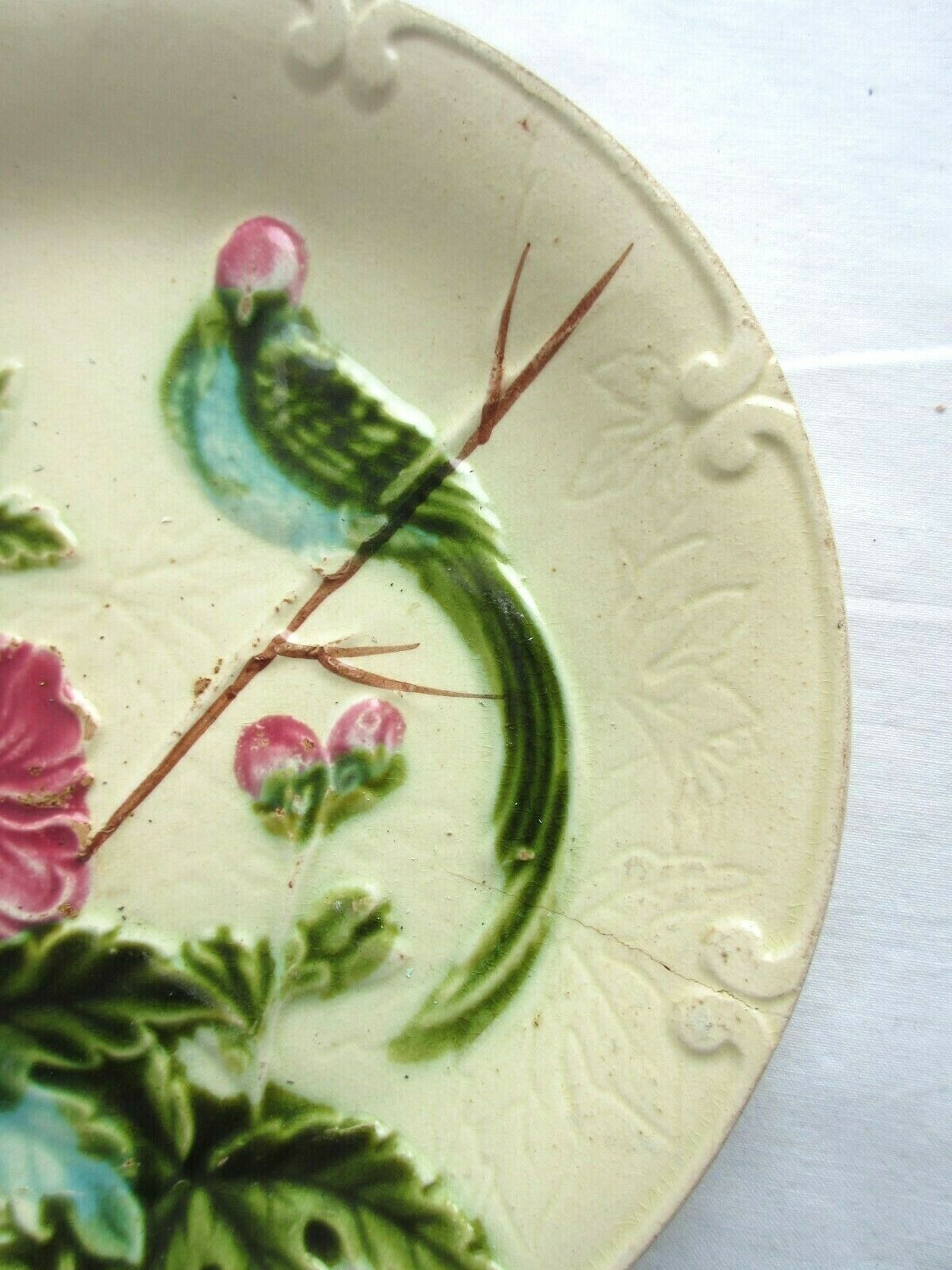 Salins art deco white dabbling plate pink parakeet and lavaters