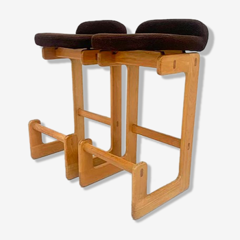 Pair of oak bar stools