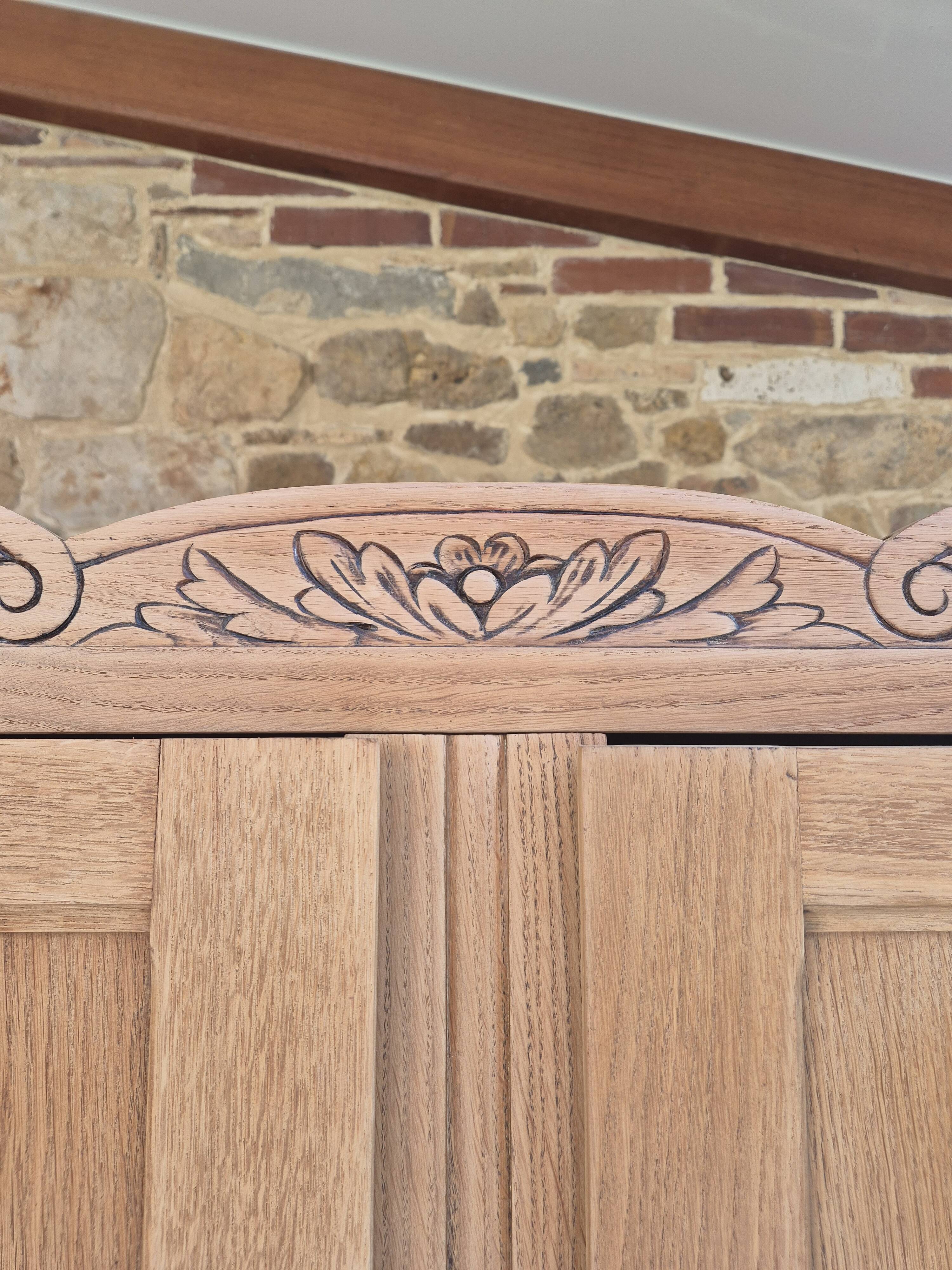 Armoire parisienne art déco