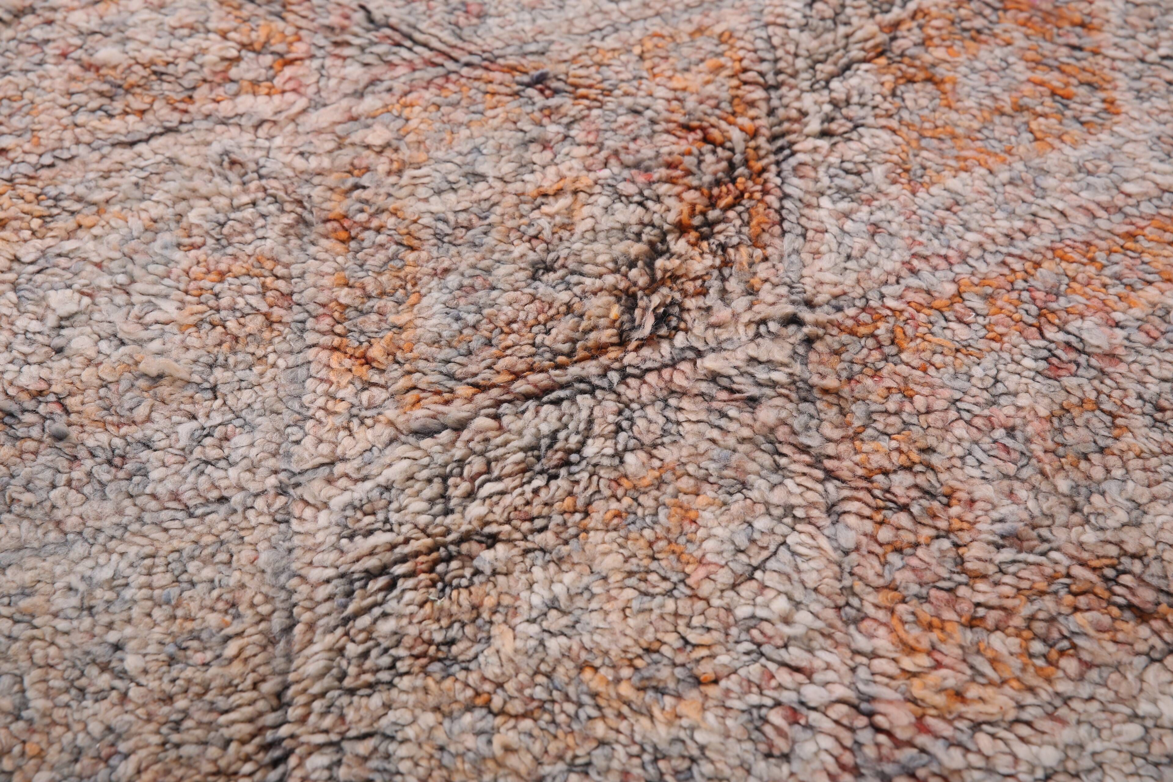 Tapis marocain vintage pâle 197 x 306 cm, tapis en laine berbère, tapis fait main boho
