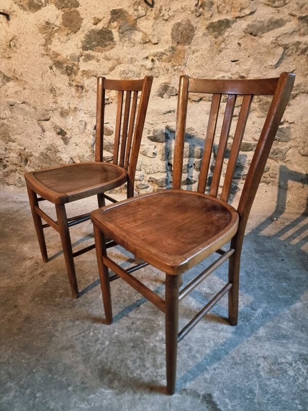 Paire de chaises bistrot en hêtre Luterma début XXe siècle – Fabriquées en Estonie