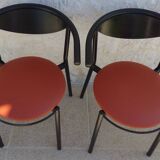4  Chaises de style gondole structure métallique cossus et simili cuir