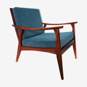 Scandinavian style armchair 60