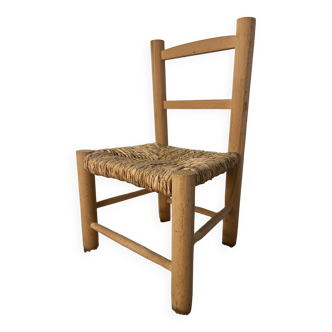 Children's chair in natural wood mulched