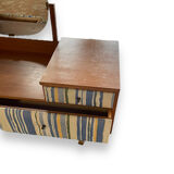 Dressing table in natural wood and fabrics
