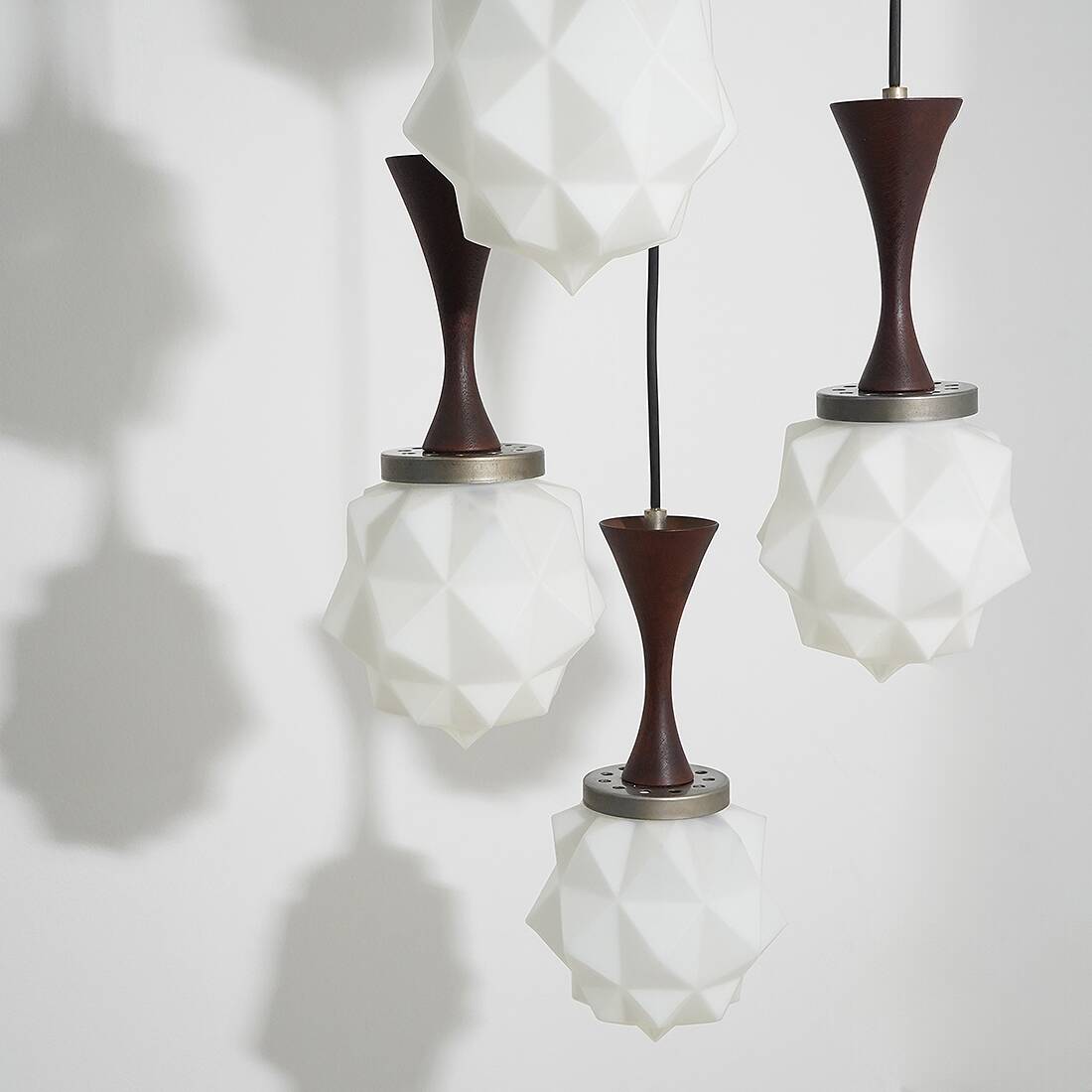 5-pendant chandelier by Reggiani, 1960s