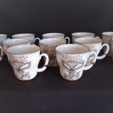 Lomonosov 29-piece porcelain coffee set, cast patterns enhanced with 24k gold
