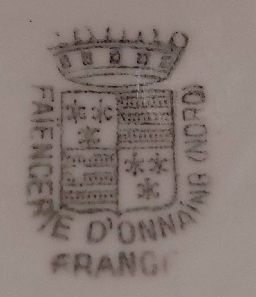 Earthenware salad bowl from onnaing nord