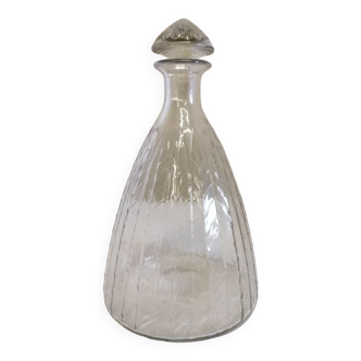 Glass decanter