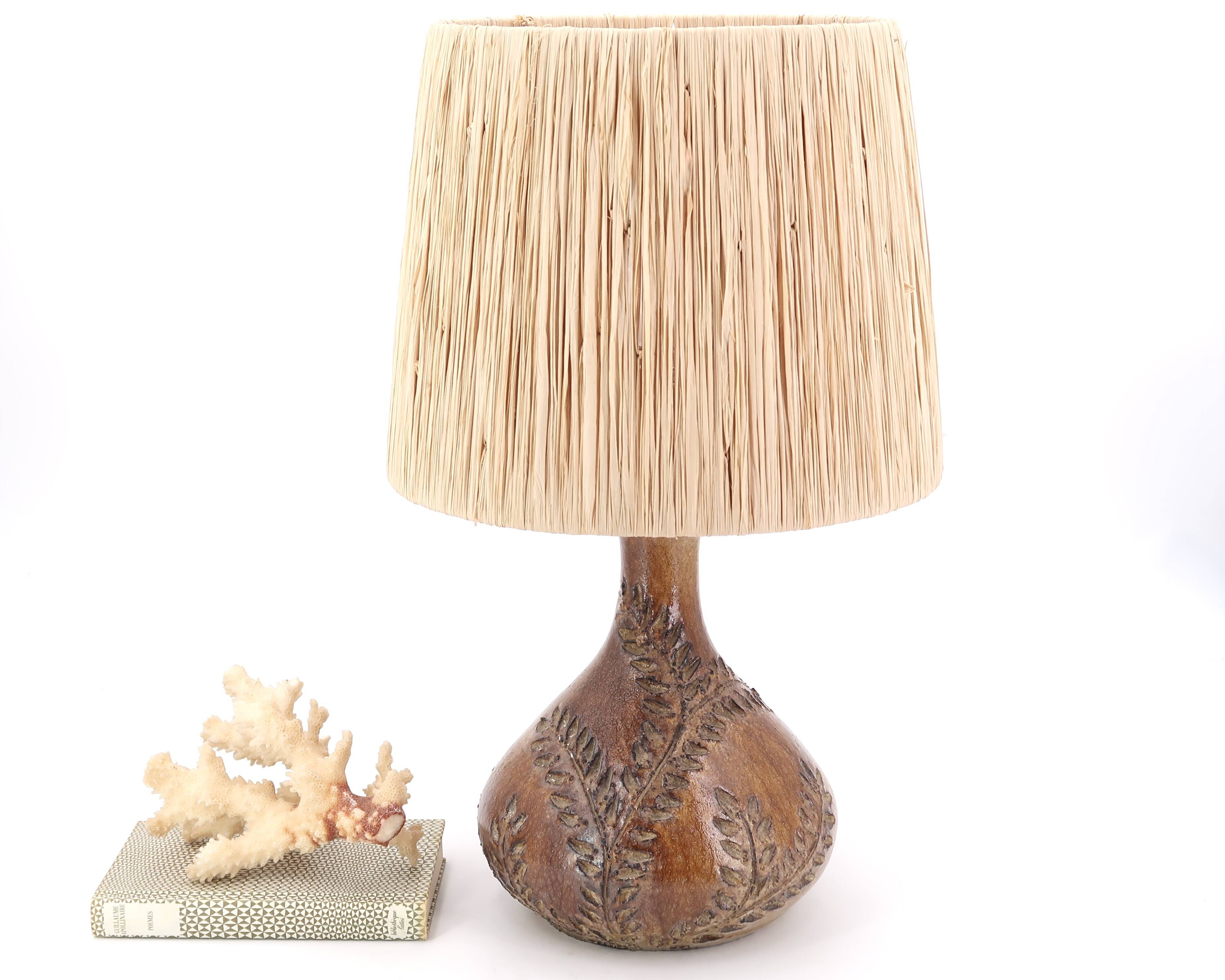 Sésame Vallauris ceramic lamp, raffia lampshade, 1970s