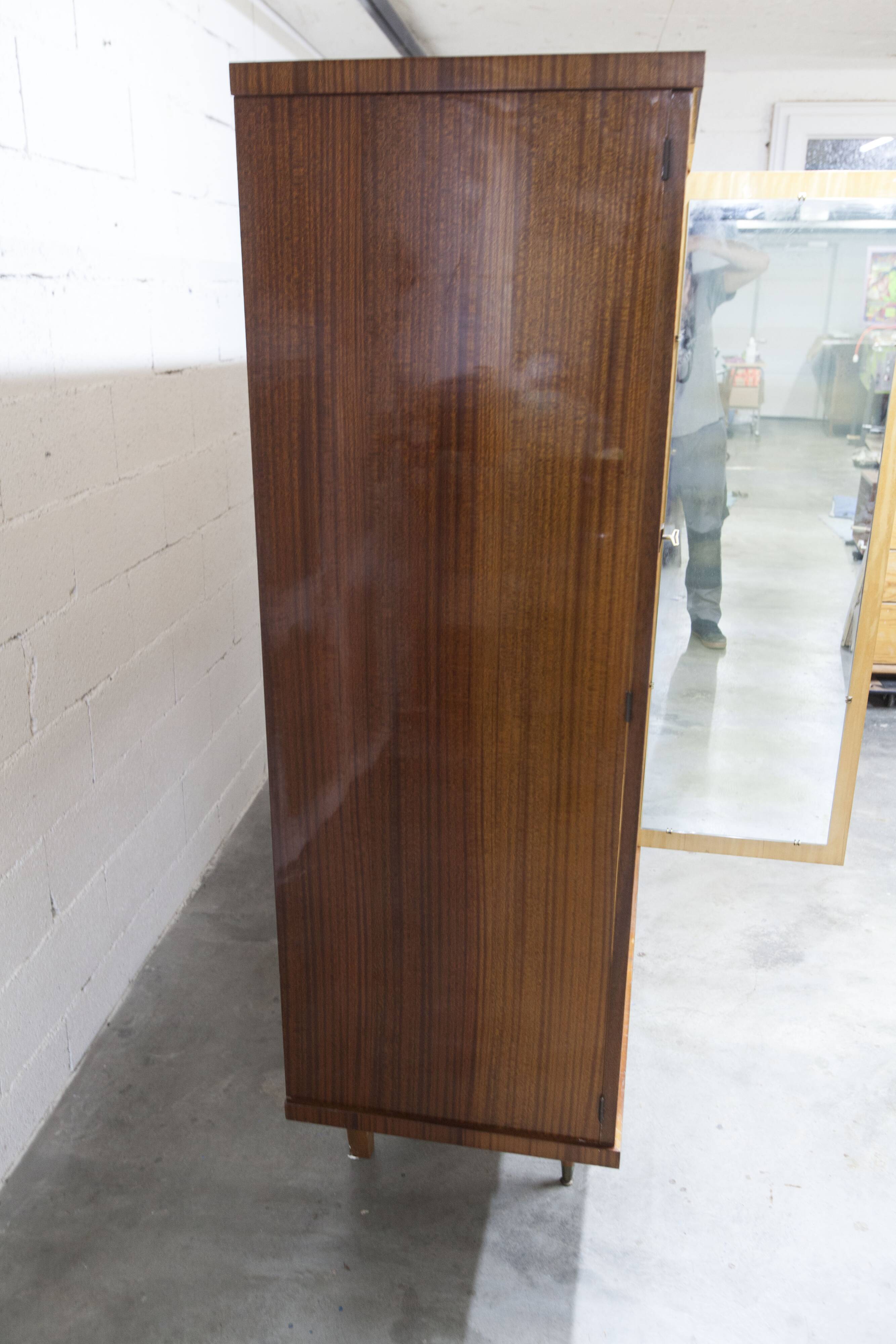 1960s Scandinavian wardrobe, blonde varnished wood, unusual, 4 doors, 3 drawers, 7 shelves.