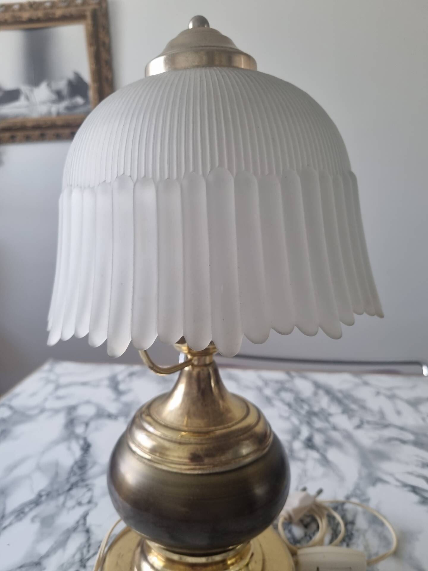 Lampe doré opaline vintage