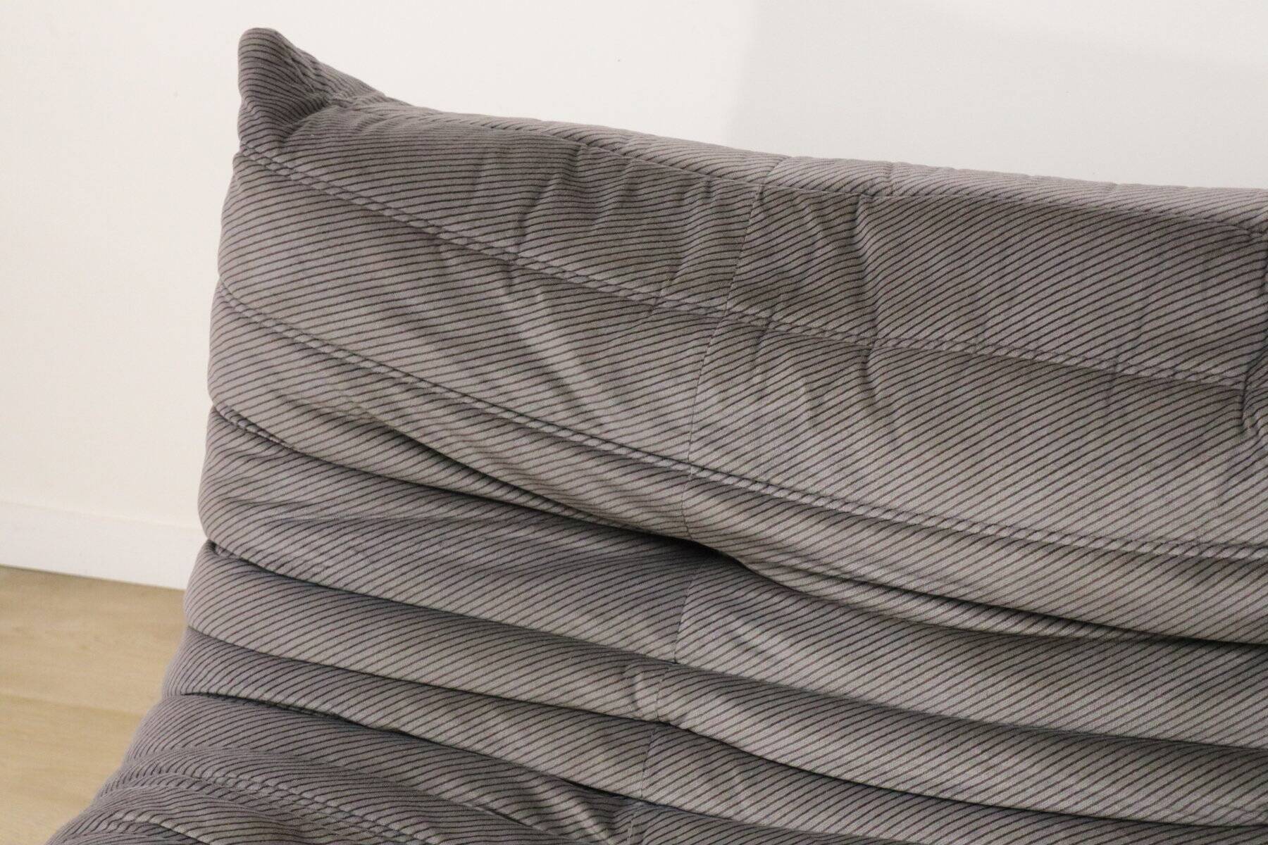 Togo 2-seater sofa – Michel Ducaroy edition Ligne Roset, 1970