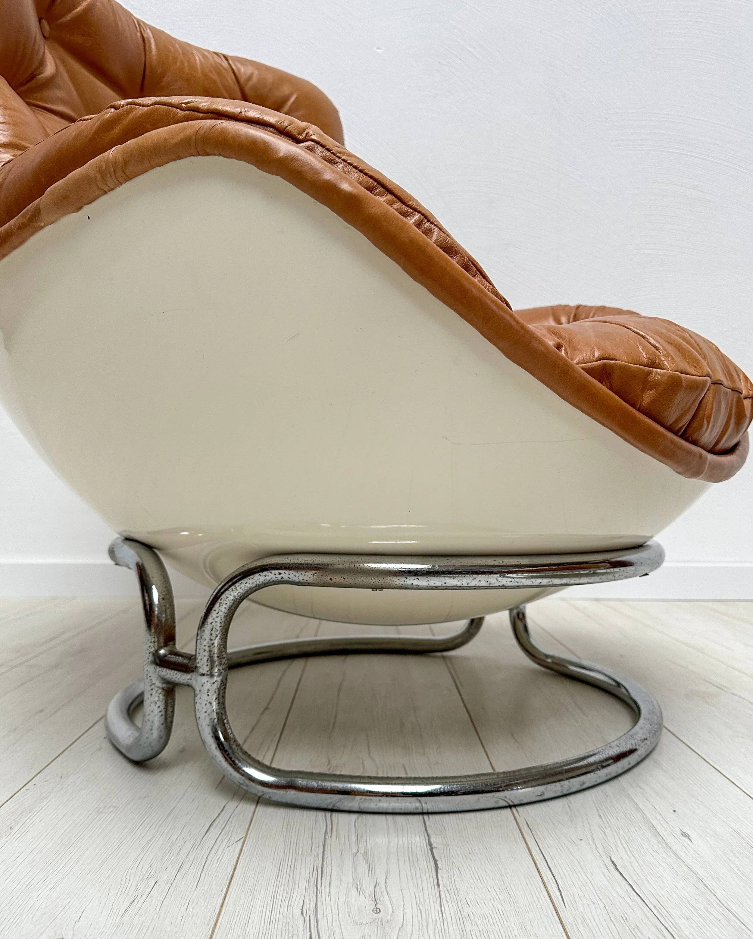 1960s Vintage leather 'Karate' Chair Set by Michel Cadestin for Airborne