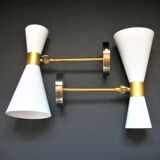 Pair of diabolo appliques