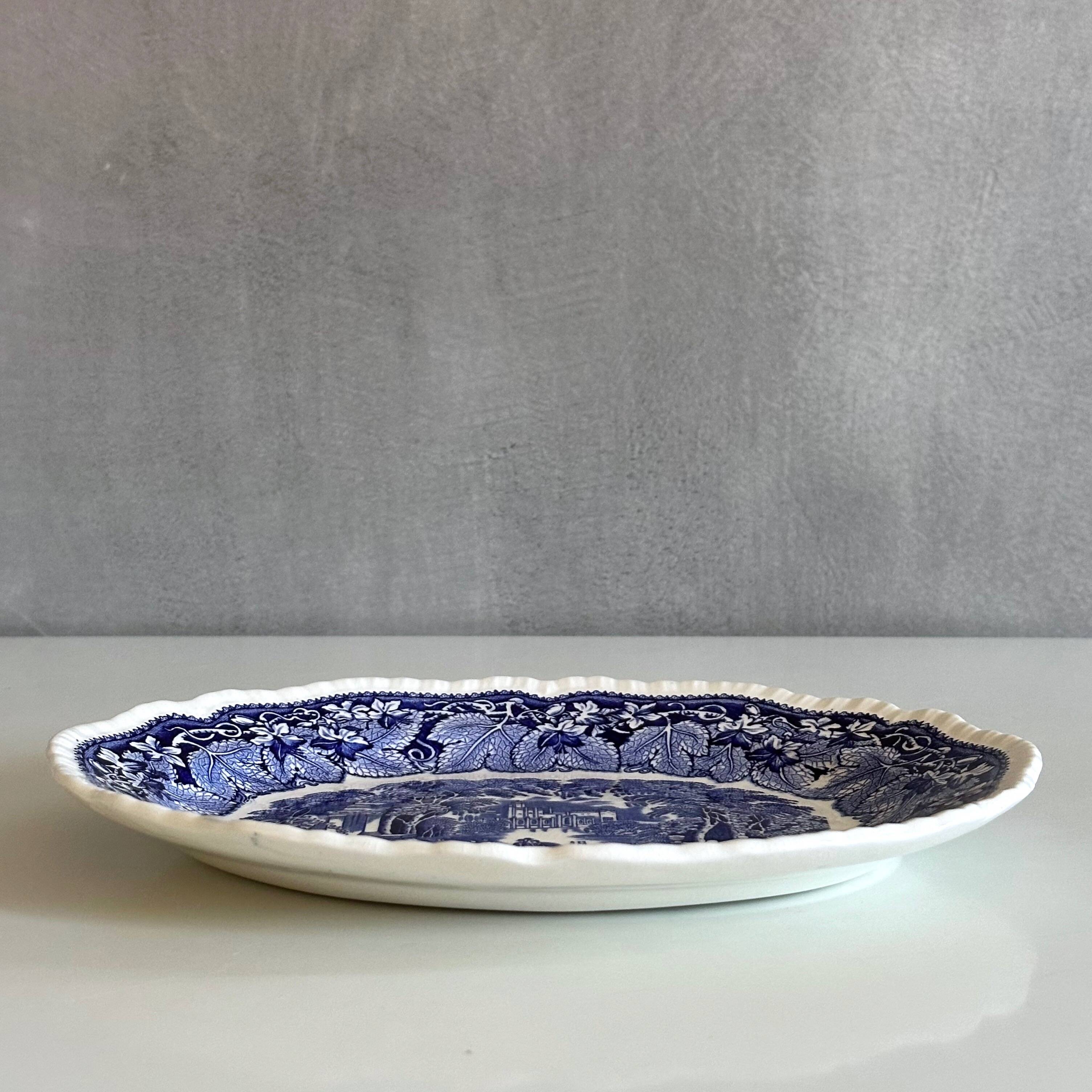 2 plats de service Mason’s Vista Blue – Faïence anglaise bleue et blanche