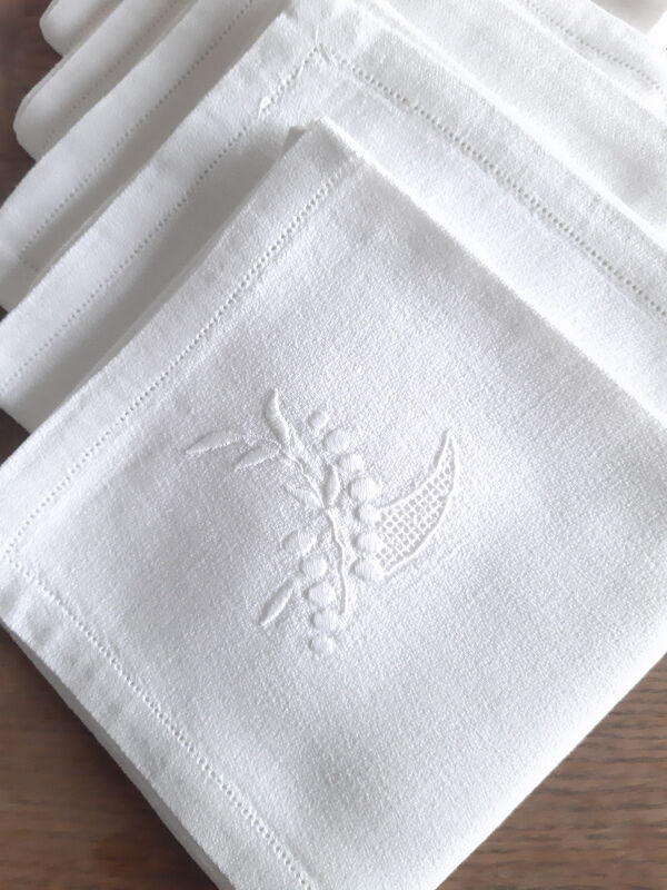 Embroidered tablecloth and 12 towels