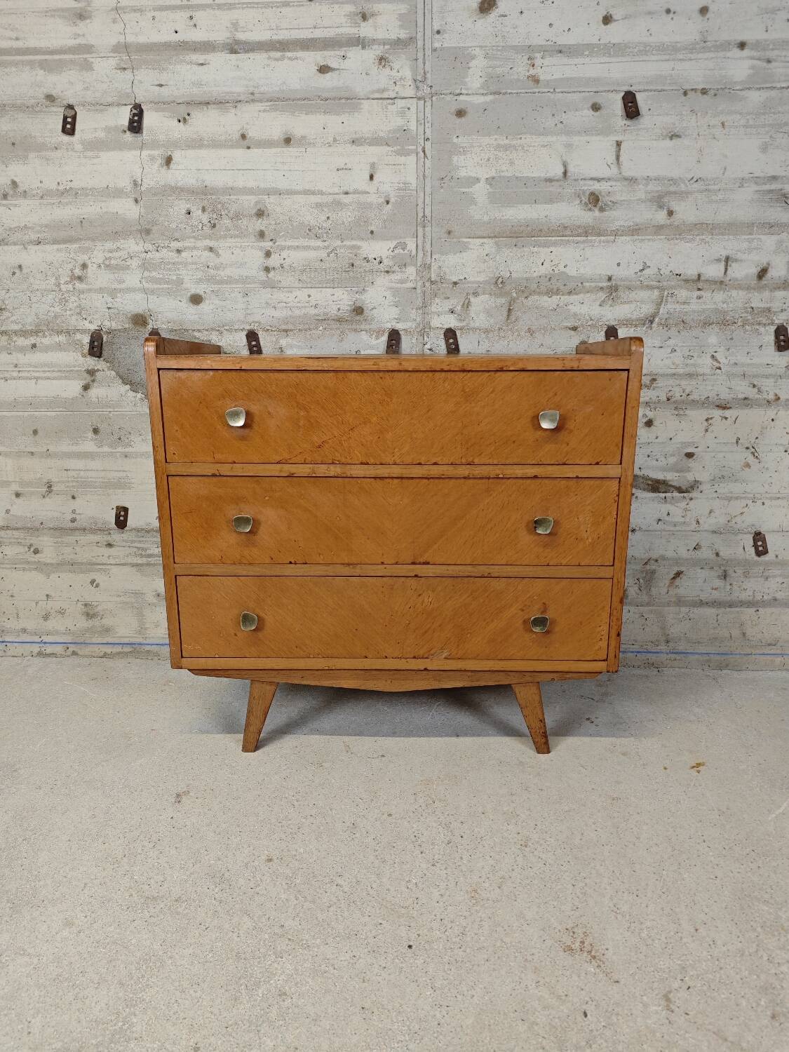 Commode vintage