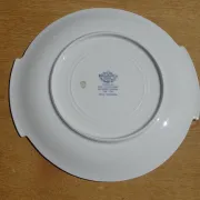 Fine Limoges porcelain dessert service: dish and 12 plates.