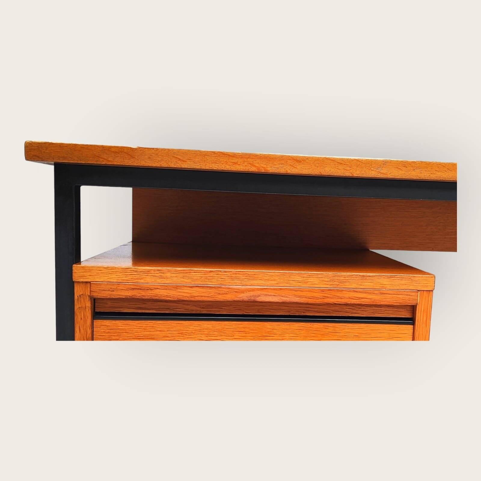 Mid Century bureau