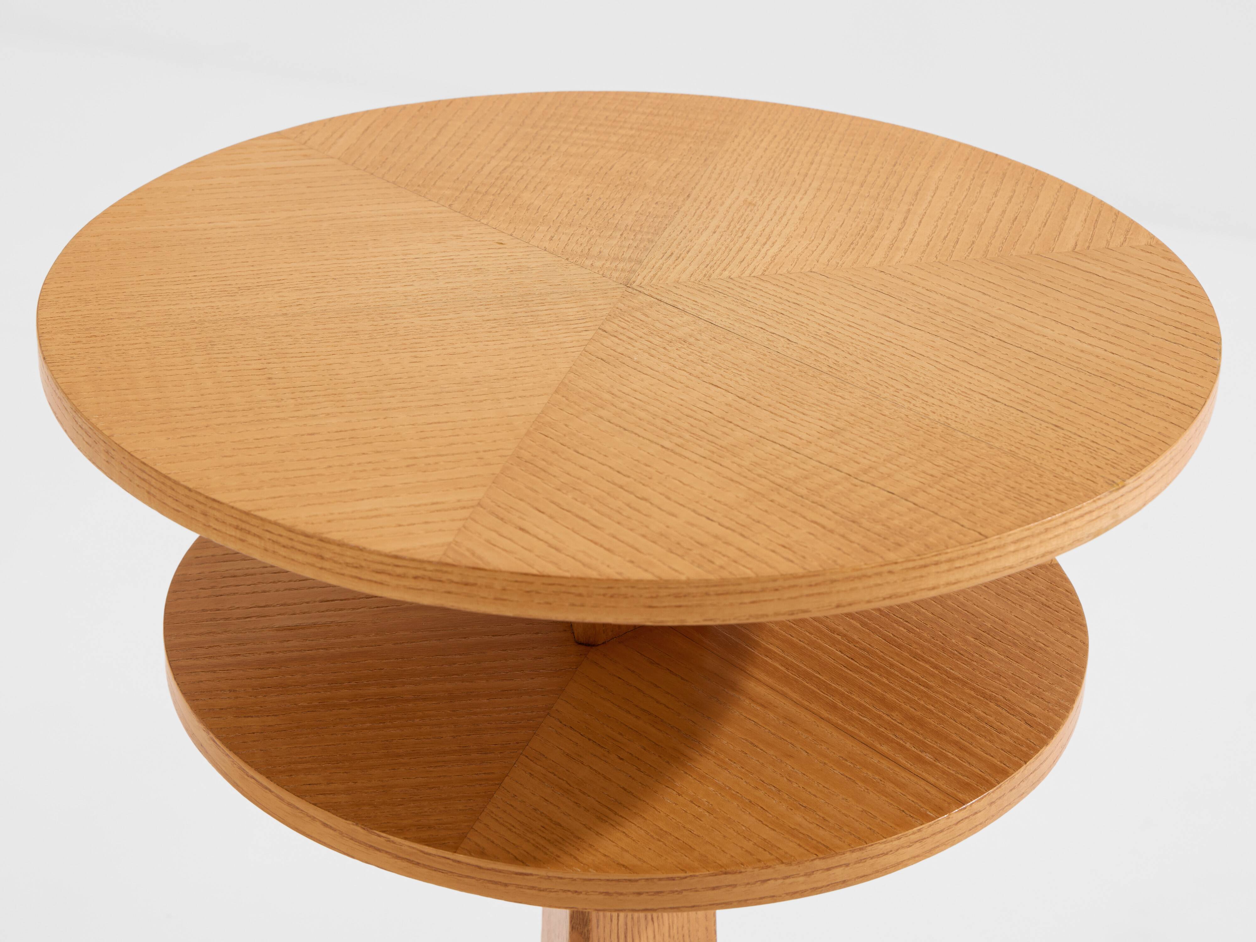 André Arbus table d'appoint en frêne et laiton vers 1940