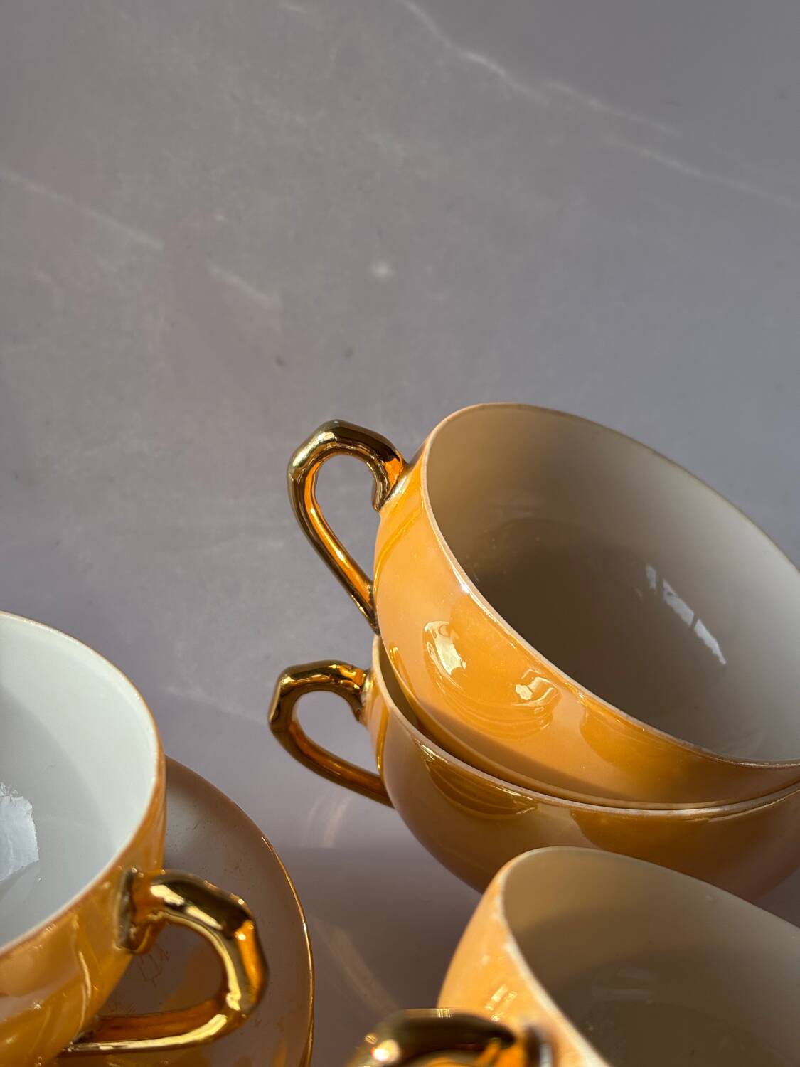 Service à café en porcelaine irisé 12 pièces 