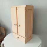 Medicine cabinet 50s