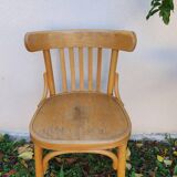 Fauteuil de bistrot pouvant servir de chaise de bureau