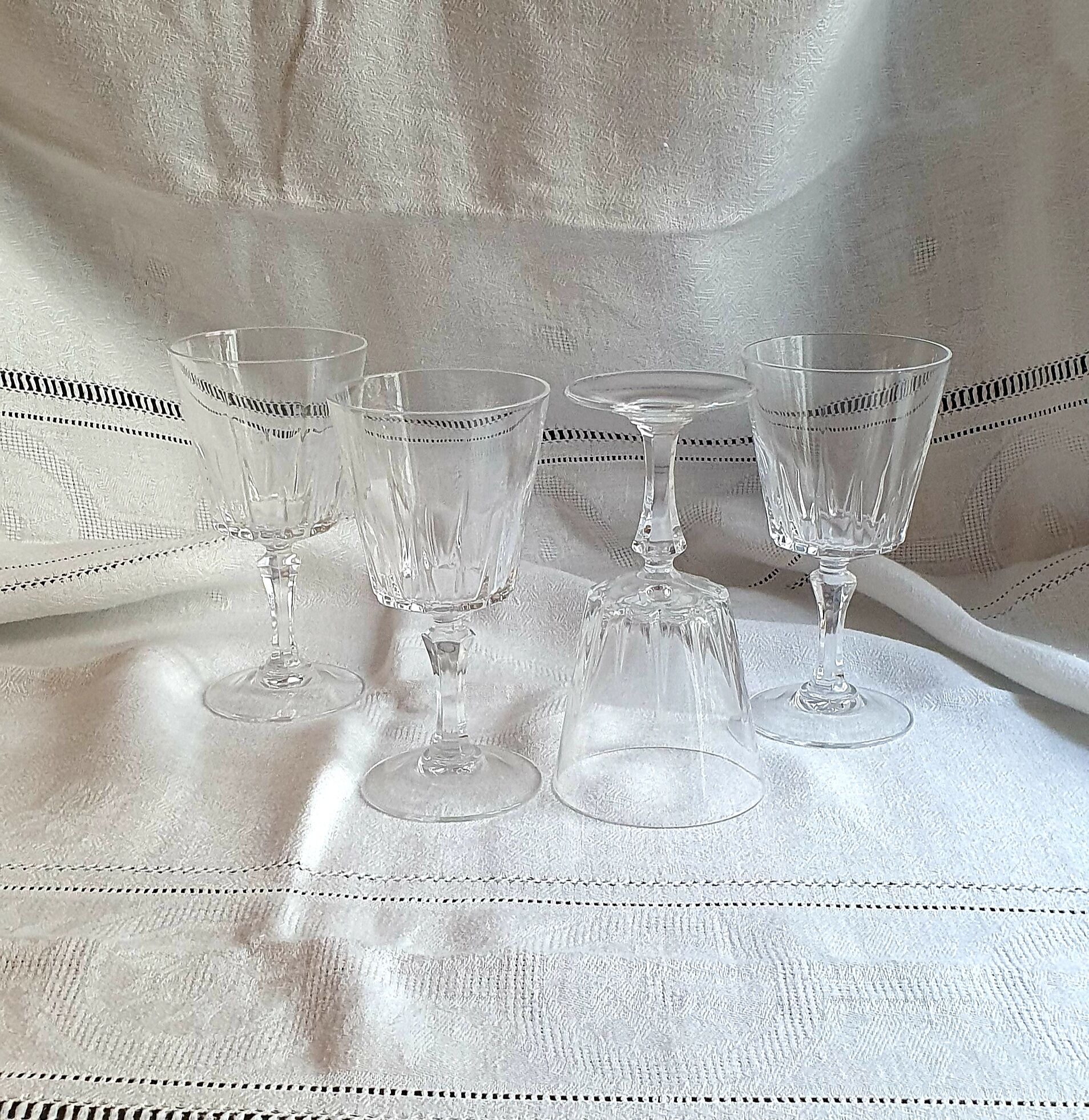 Set of 4 Art Deco crystal wine glasses