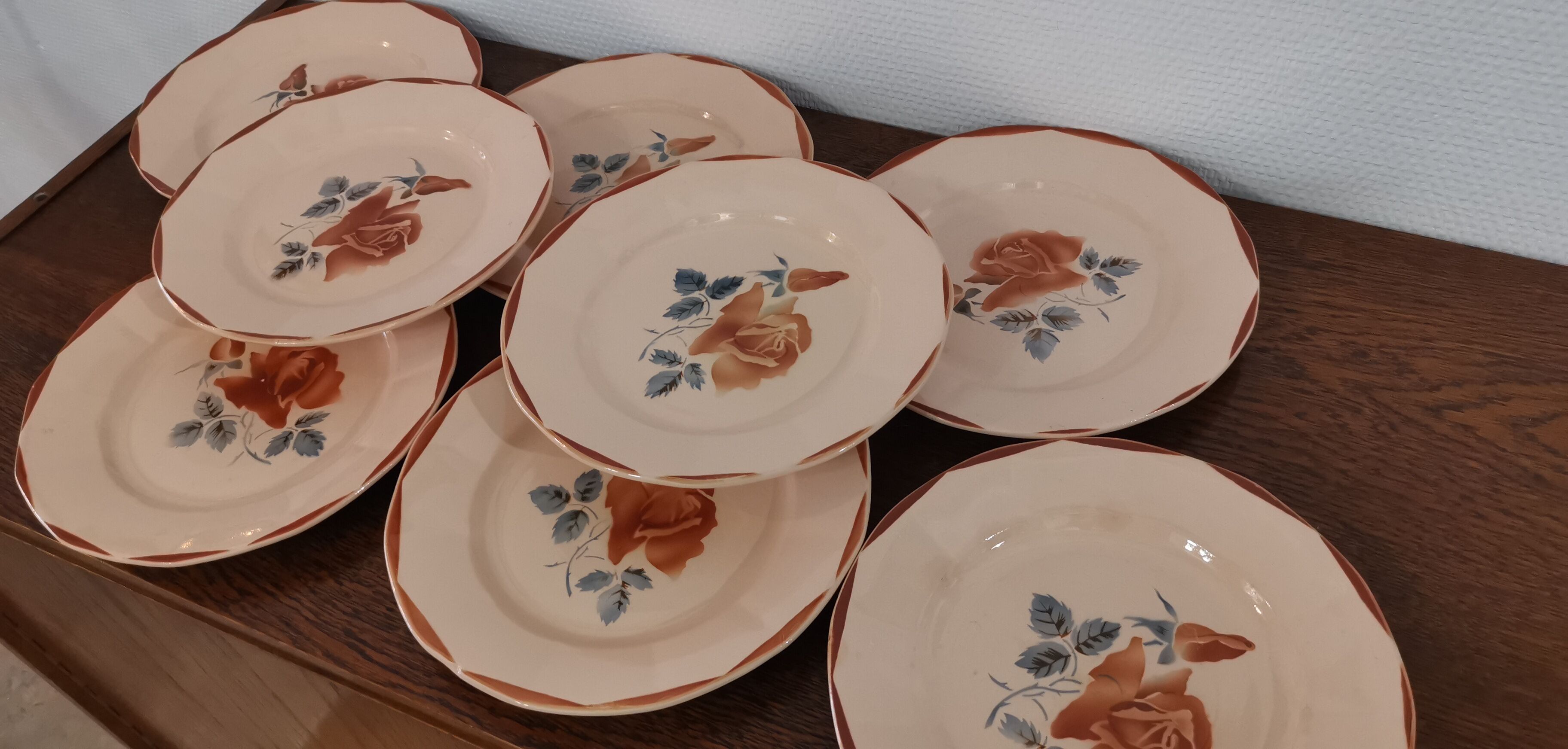Set of 8 old flat plates Digoin Sarreguemines 9181 Pink pattern