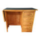 Expandable child desk