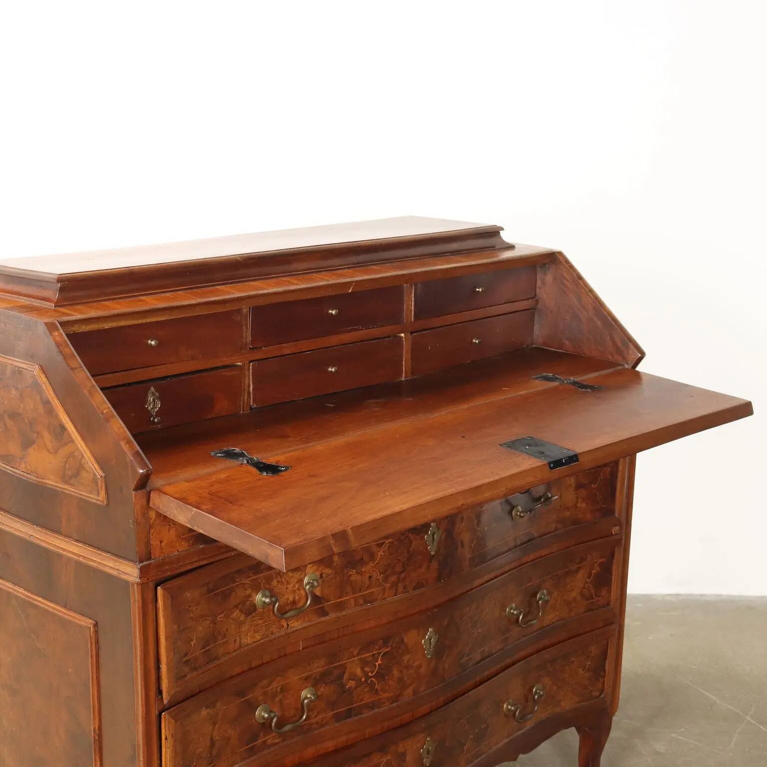 Cabinet baroque ancien en noyer à 4 tiroirs, Italie XVIIIe siècle
