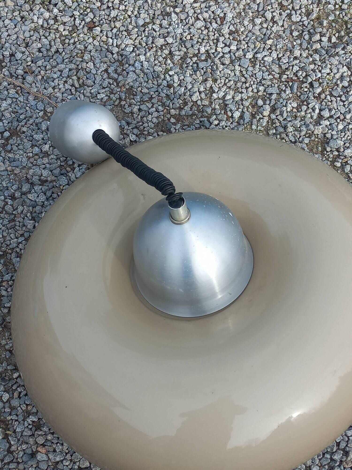 Suspension design italien space age en methacrylate des années 70