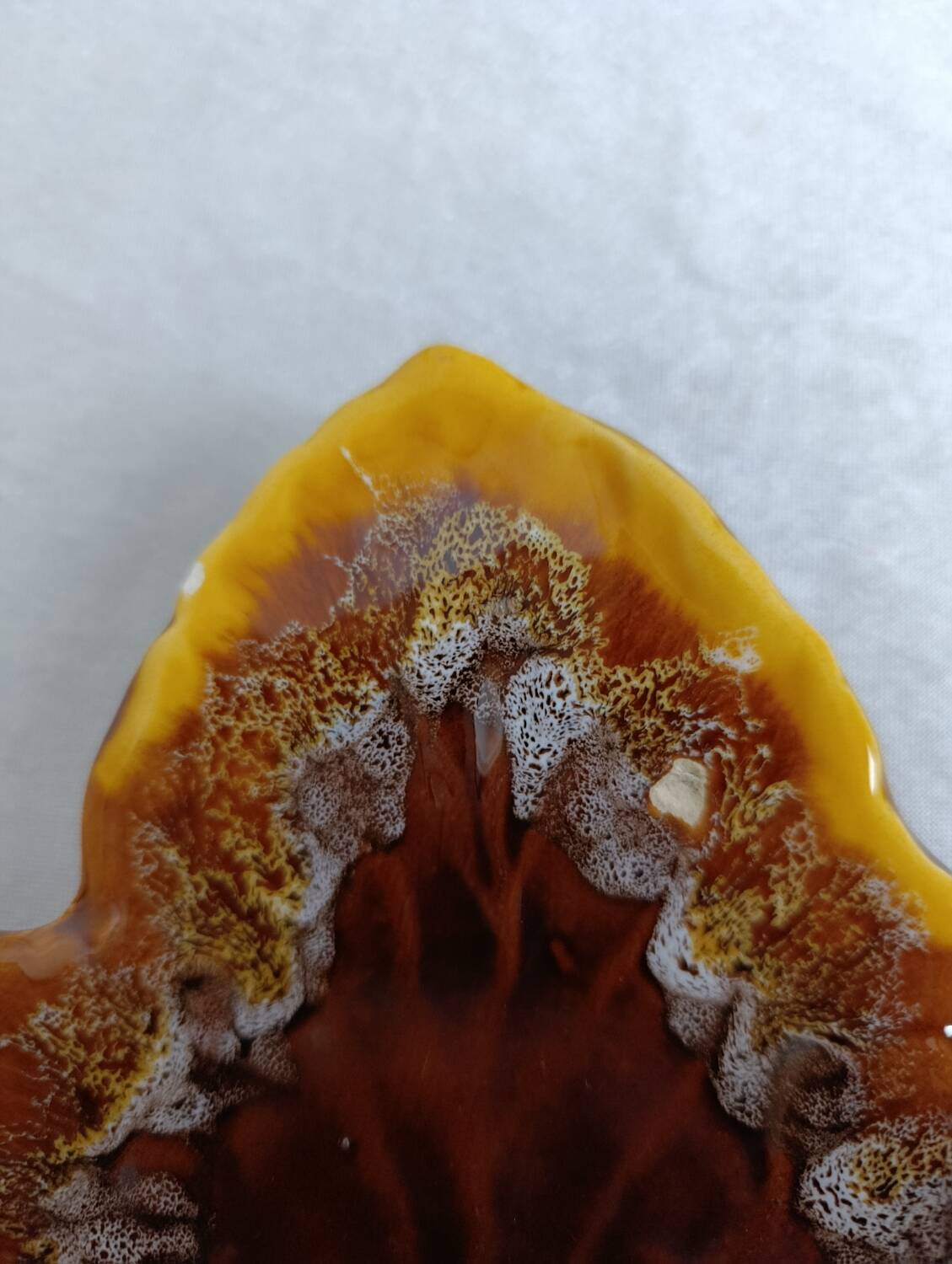 Vallauris style leaf-shaped bowl