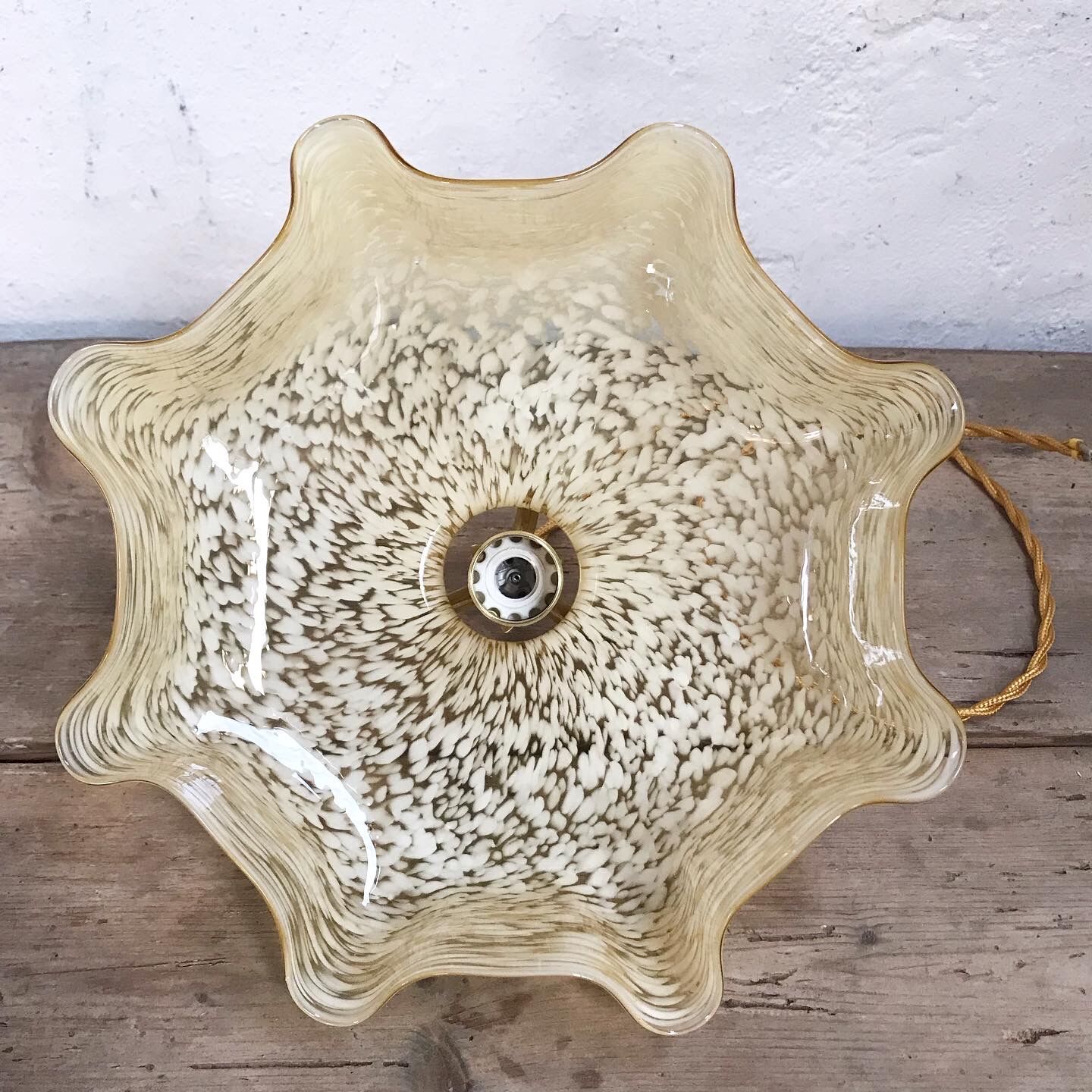 Suspension in yellow Clichy glass