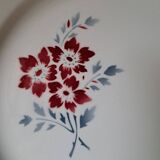 Set of 9 stencilled dinner plates