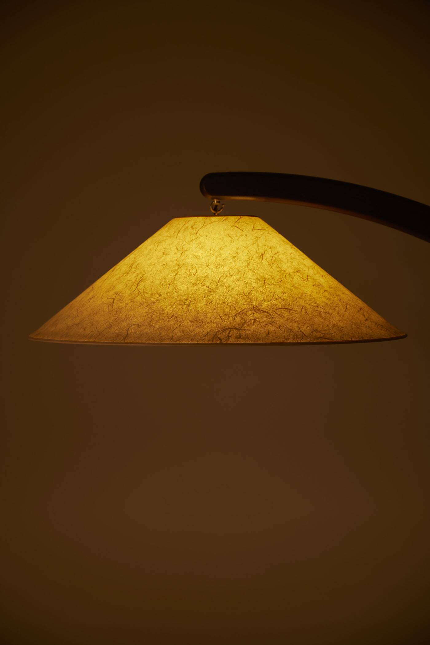 Natuzzi Salotti wooden floor lamp