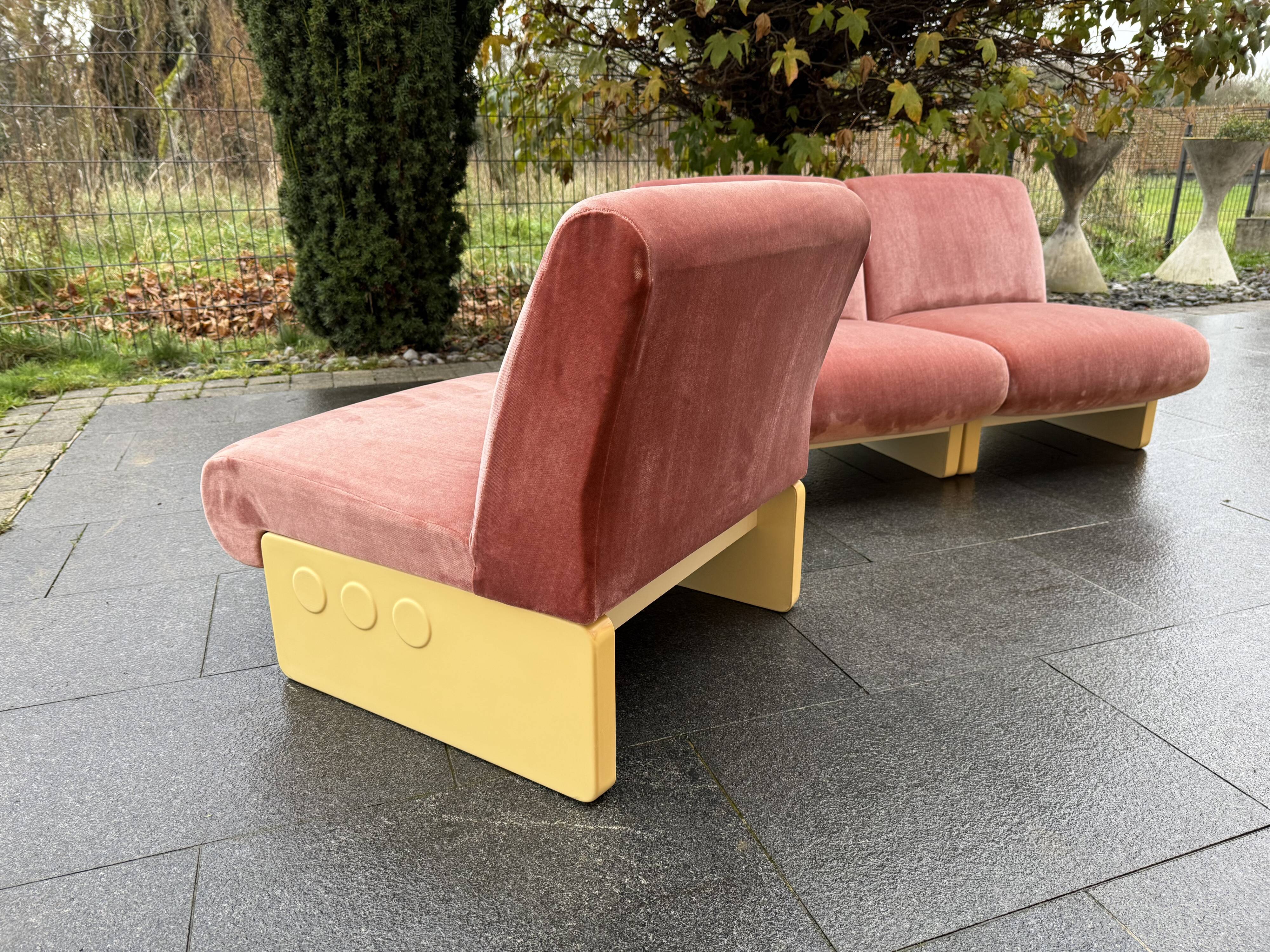 1970s modular sofa and armchairs