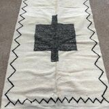 Handmade artisan rug size 250x150cm Hourglass Oasis