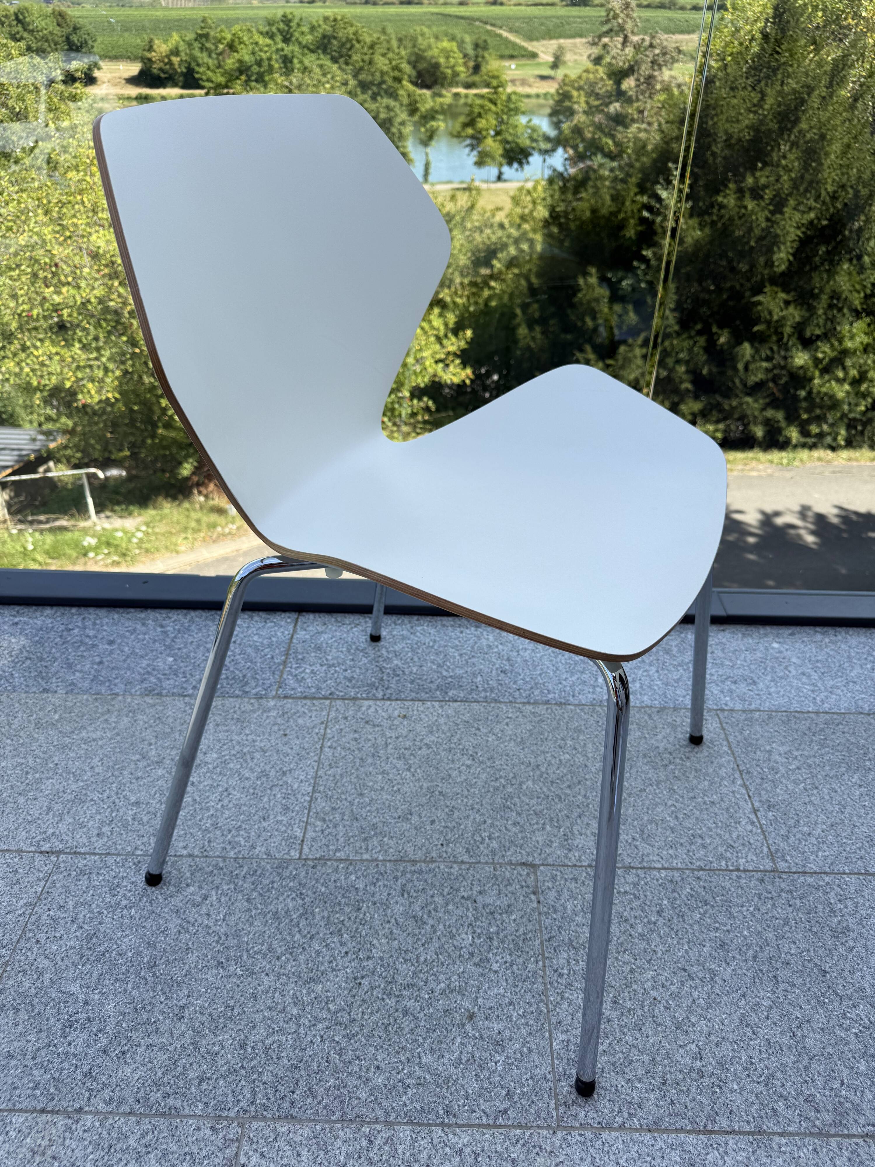 Minimalist chair, Shrimp model, by COR Germany