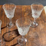 Set of 5 classic flared stemmed glasses