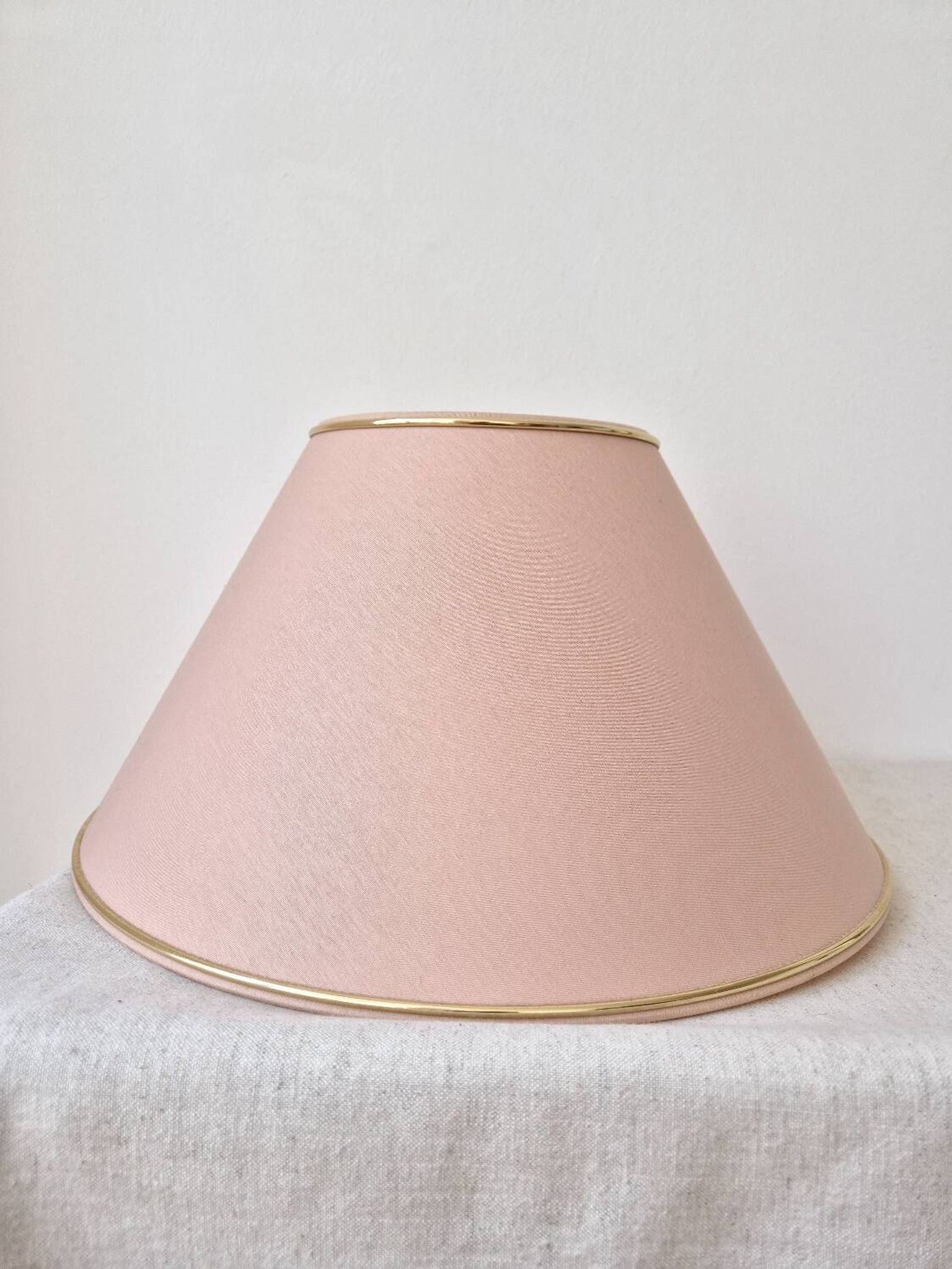 Fabric lampshade with golden trim '70s - vintage